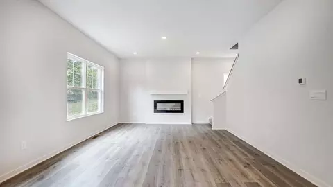 Living - 8740 Basil Rd NW, Baltimore, OH 43105 photo 2 of 5