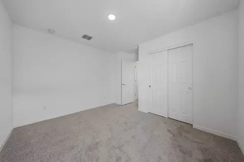 Bedroom - 8060 W Berkeley Rd, Phoenix, AZ 85035 photo 4 of 4