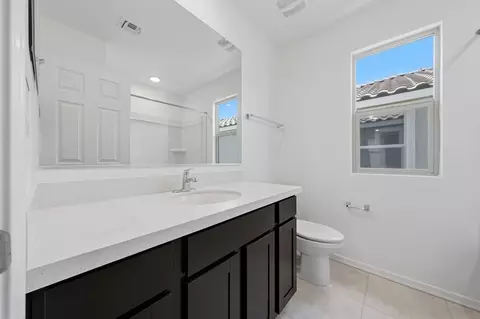 Bath - 8060 W Berkeley Rd, Phoenix, AZ 85035 photo 2 of 2