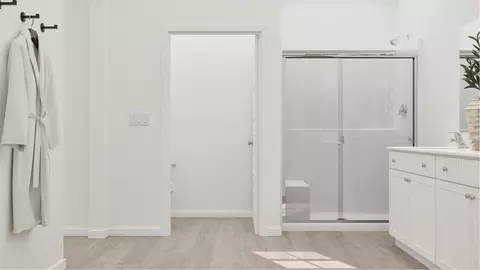 Bath - 5950 E Tower Ave, Fresno, CA 93727 photo 2 of 4