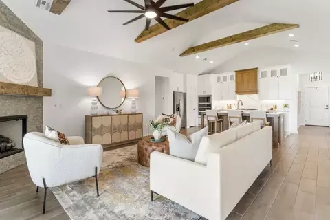 Living - 8400 E Galveston St, Broken Arrow, OK 74014 photo 2 of 3