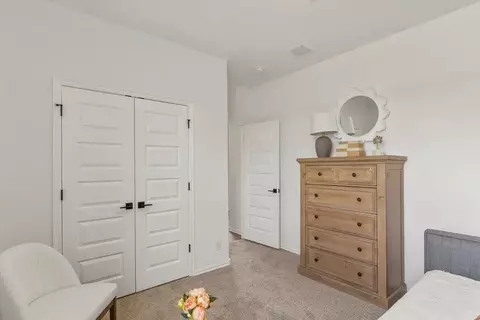 Bedroom - 8400 E Galveston St, Broken Arrow, OK 74014 photo 4 of 4