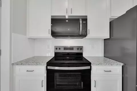Kitchen - 128 Boone Docks Dr, Broadway, NC 27505 photo 2 of 8