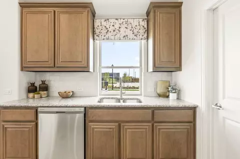 Kitchen - 1804 Hickory Chase Ln, Anna, TX 75409 photo 5 of 6