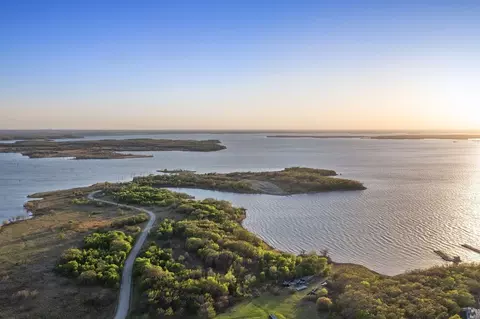 View/Area - 6517 Adderly Rd, Pilot Point, TX 76258 photo 3 of 9