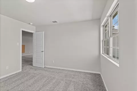 Bedroom - 13519 Playa Ave, Von Ormy, TX 78073 photo 7 of 11