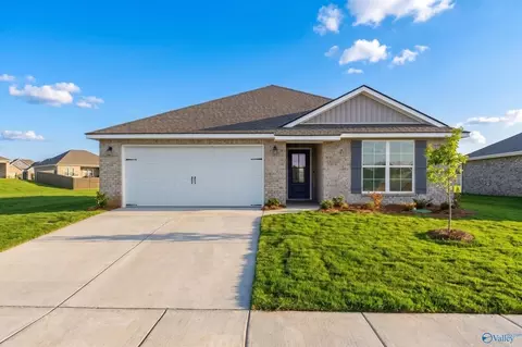 133 Bella May Ln, New Market, AL 35761