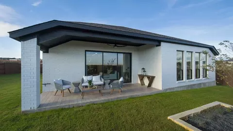 Exterior - 324 Vale Run, Kyle, TX 78640 photo 10 of 15