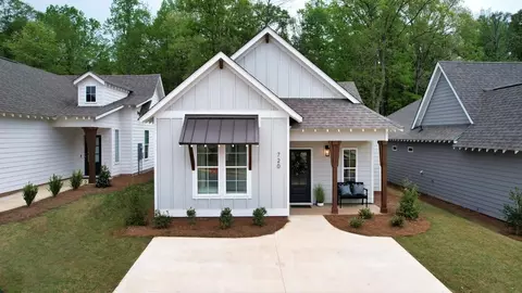 Exterior - 100 Firefly Ln, Opelika, AL photo 2 of 6
