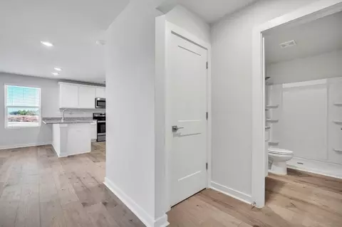 Entry Way - 94 Jacoby Dr, Fairburn, GA 30213 photo 2 of 2