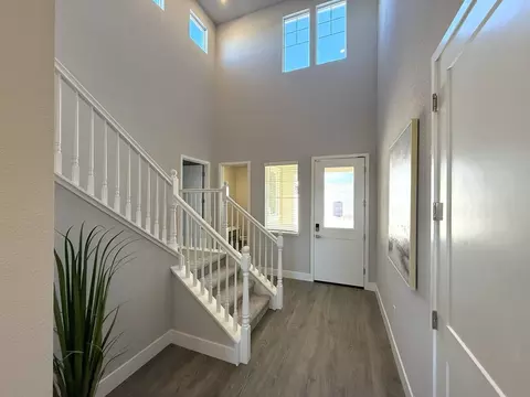 Entry Way - 1233 Mccabe Cir, Galt, CA 95632 photo 2 of 3