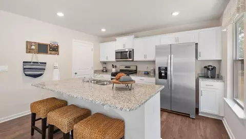 Kitchen - 1312 Williamston Rd, Anderson, SC 29621 photo 4 of 5