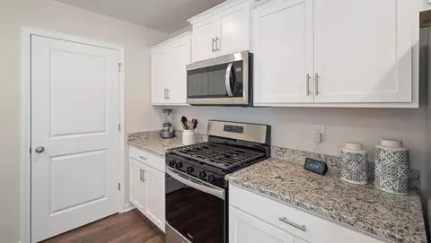 Kitchen - 1312 Williamston Rd, Anderson, SC 29621 photo 5 of 5