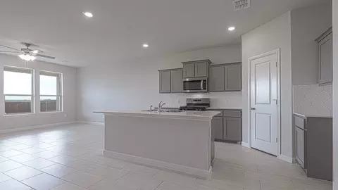 Living - 136 Springhill North Rd, Boyd, TX 76023 photo 1 of 10