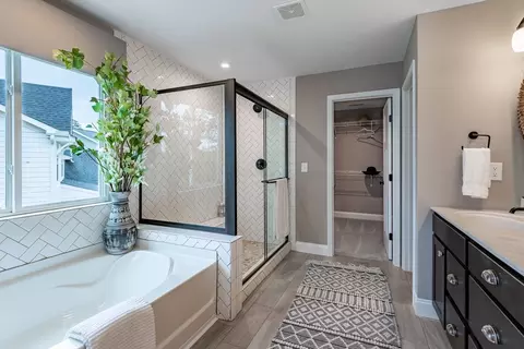 Bath - 104 Mora Blvd, O'fallon, MO 63368 photo 1 of 1