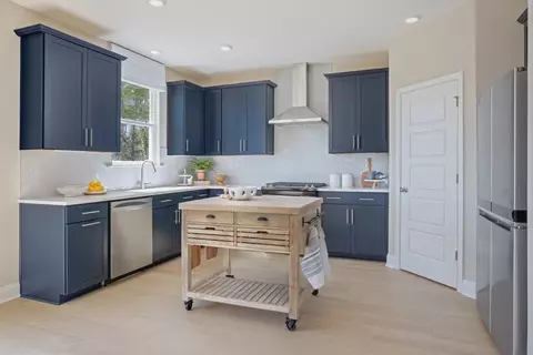 Kitchen - 12126 Plummer Ct, Midland, NC 28107 photo 5 of 7