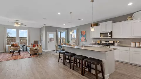 Kitchen - 15044 Elite Dr, Aledo, TX 76008 photo 4 of 18