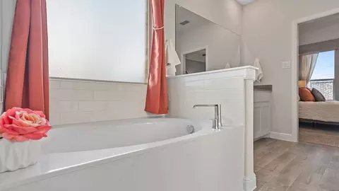 Bath - 15044 Elite Dr, Aledo, TX 76008 photo 2 of 7