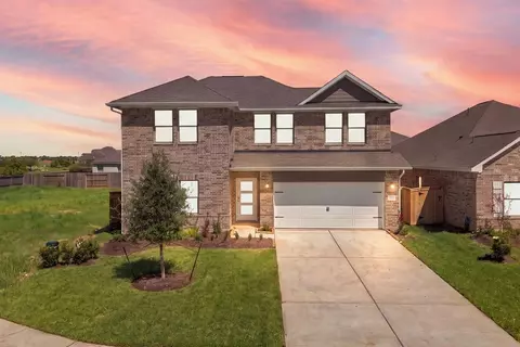 1907 Starlight St, Angleton, TX 77515