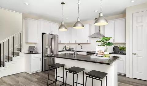 Kitchen - 371 Knotgrass St, Hemet, CA 92543 photo 3 of 4