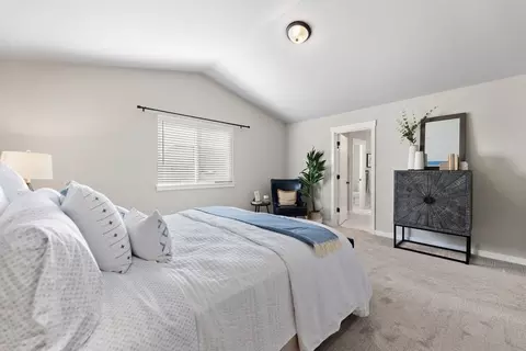 Bedroom - 1200 S 32nd Ave, Cornelius, OR 97113 photo 3 of 10