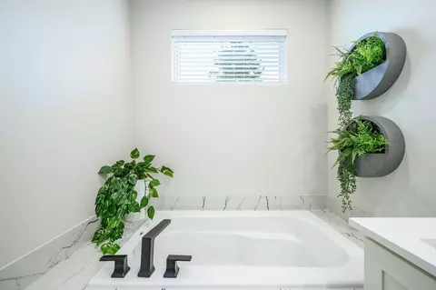 Bath - 1200 S 32nd Ave, Cornelius, OR 97113 photo 5 of 5