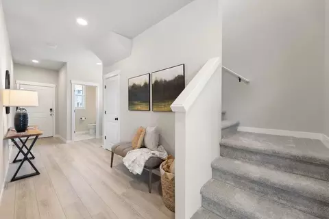 Entry Way - 1200 S 32nd Ave, Cornelius, OR 97113 photo 3 of 6