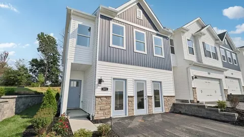 101 Scotland Ln, Harmony, PA 16037