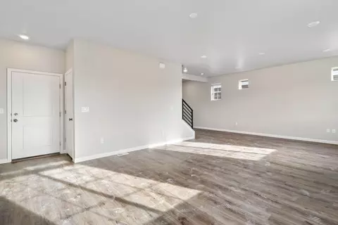 Living - 7059 N Sandstone Way, Eagle Mountain, UT 84005 photo 1 of 3