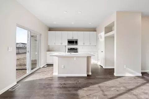 Kitchen - 7059 N Sandstone Way, Eagle Mountain, UT 84005 photo 3 of 3