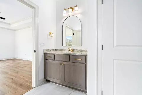 Bath - 127 Laurel Branch Dr, Dothan, AL 36305 photo 1 of 8