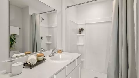 Bath - 249 Palmetto Ridge Rd, Saint Augustine, FL 32095 photo 2 of 5