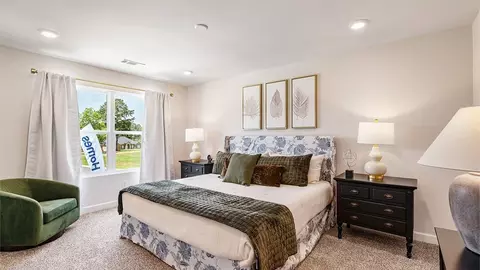 Bedroom - 163 Red Deer Trce UNIT 5, Dothan, AL 36301 photo 1 of 9