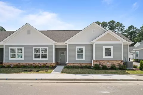 1701 Acadian Dr #B, Suffolk, VA 23434