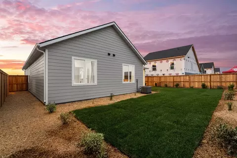 Exterior - 709 Spaniel Ln, Belgrade, MT 59714 photo 3 of 8