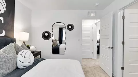 Bedroom - 983 Braxstyn Way W, Madera, CA 93636 photo 5 of 5