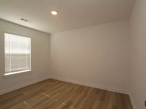 Bedroom - 22736 Hackberry Leaf Dr, New Caney, TX 77357 photo 2 of 6