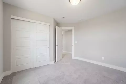 Bedroom - 393 David Lee Ct, Monroe, OH 45050 photo 8 of 12