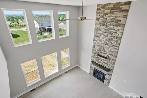 Living - 393 David Lee Ct, Monroe, OH 45050 photo 4 of 8