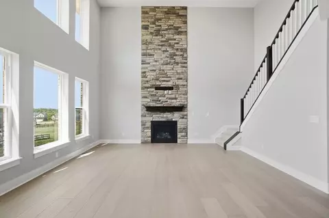 Living - 393 David Lee Ct, Monroe, OH 45050 photo 1 of 8