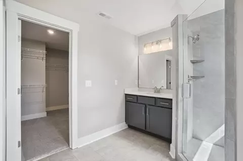 Bath - 393 David Lee Ct, Monroe, OH 45050 photo 5 of 14