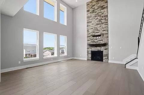 Living - 393 David Lee Ct, Monroe, OH 45050 photo 1 of 7