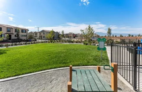 Exterior - 4230 E Flutter Privado, Ontario, CA 91761 photo 2 of 3