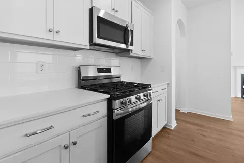 Kitchen - 226 Foxglade Dr, Gilbert, SC 29054 photo 3 of 5