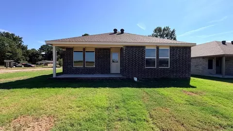Exterior - 500 S Cherry St, Beebe, AR 72012 photo 2 of 3