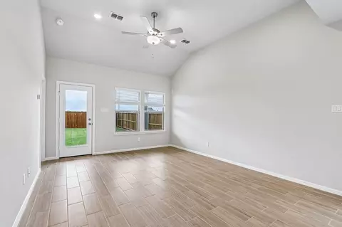 Living - 8024 Butterfield Dr, Sanger, TX 76266 photo 2 of 4
