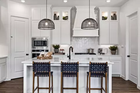 Kitchen - 3552 E Cheney Ave, Celina, TX 75009 photo 5 of 8