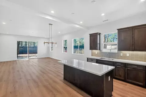 Kitchen - 2604 S Gamma Loop, Flagstaff, AZ 86001 photo 1 of 6