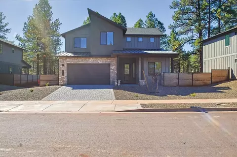Exterior - 2604 S Gamma Loop, Flagstaff, AZ 86001 photo 2 of 10
