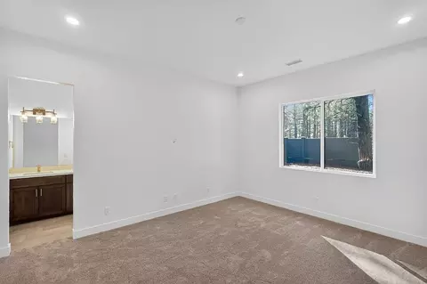 Bedroom - 2604 S Gamma Loop, Flagstaff, AZ 86001 photo 1 of 6